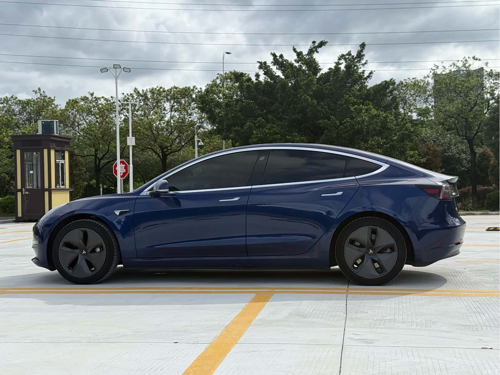 Tesla Model 3, 2020 17