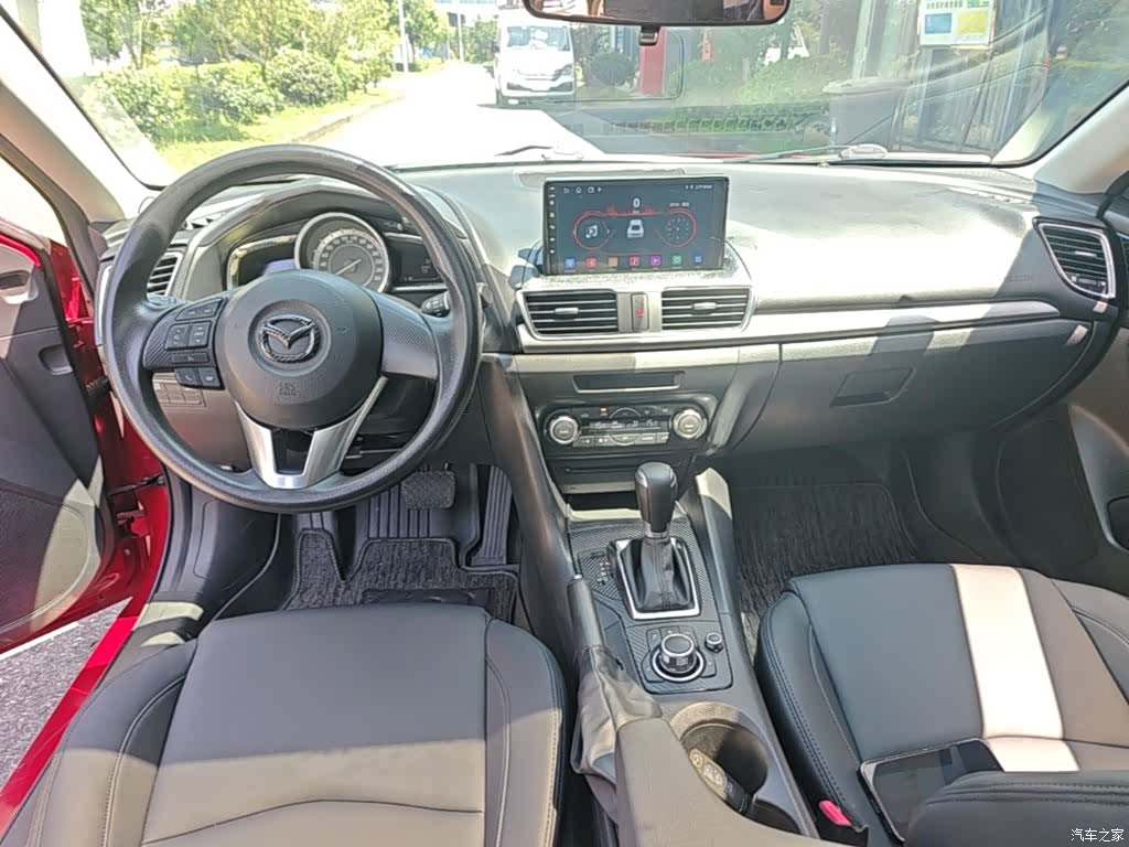 Mazda Mazda3, 2016 10