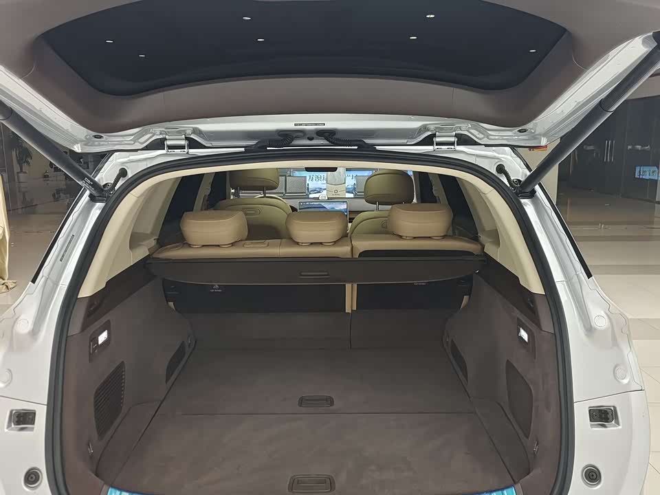 AITO Ask the world M7