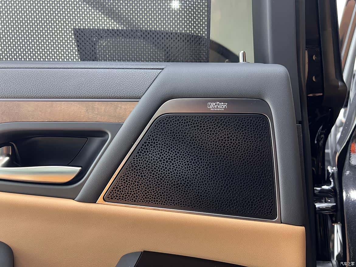 Lexus LX, 2025 26