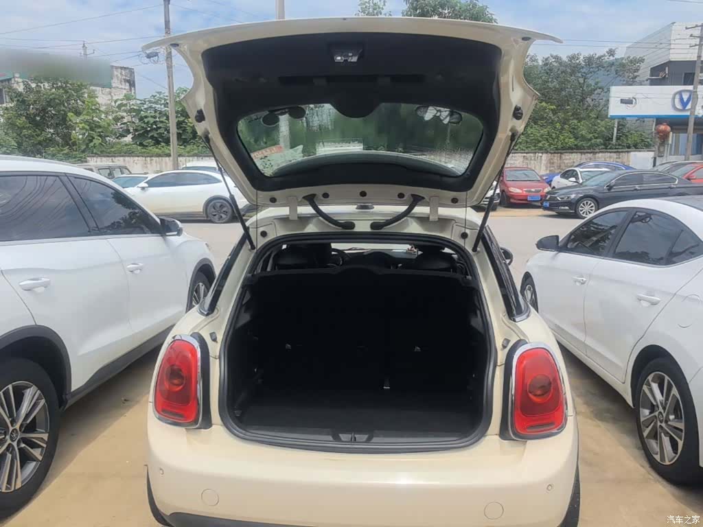 Mini ONE, 2016 19