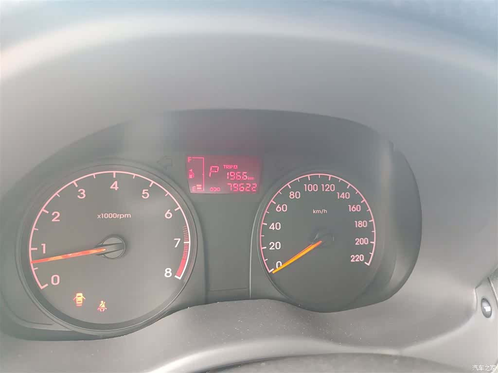 Hyundai GLS, 2014 8
