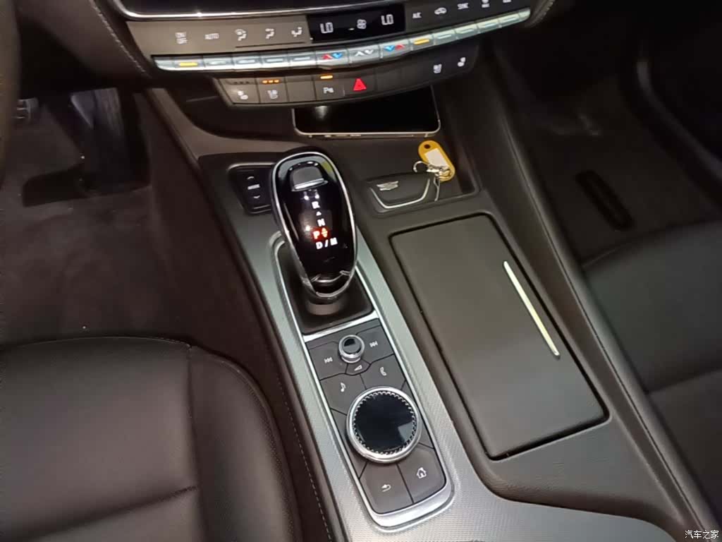 Cadillac CT5, 2023 14