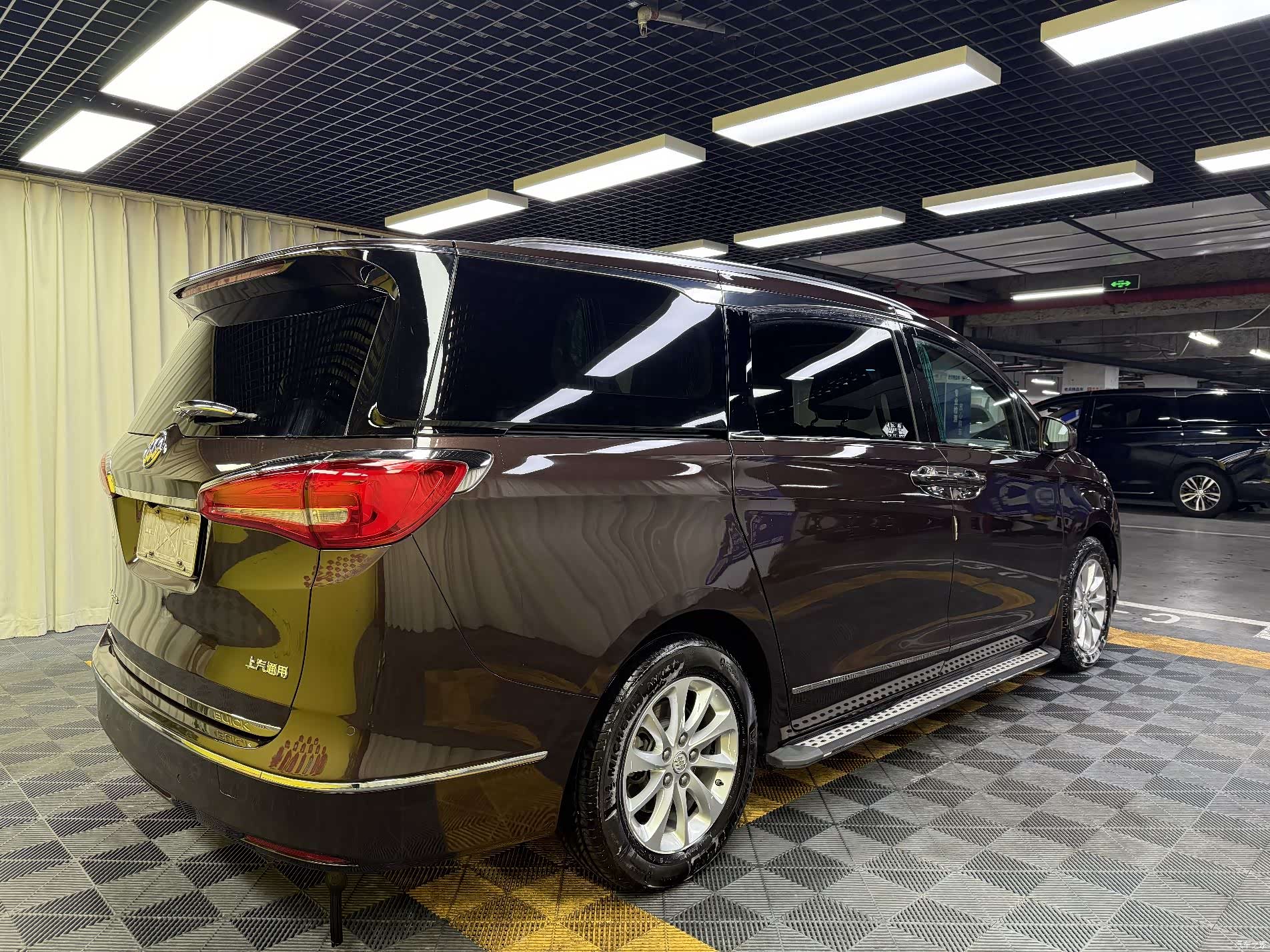 Buick GL8, 2019 9