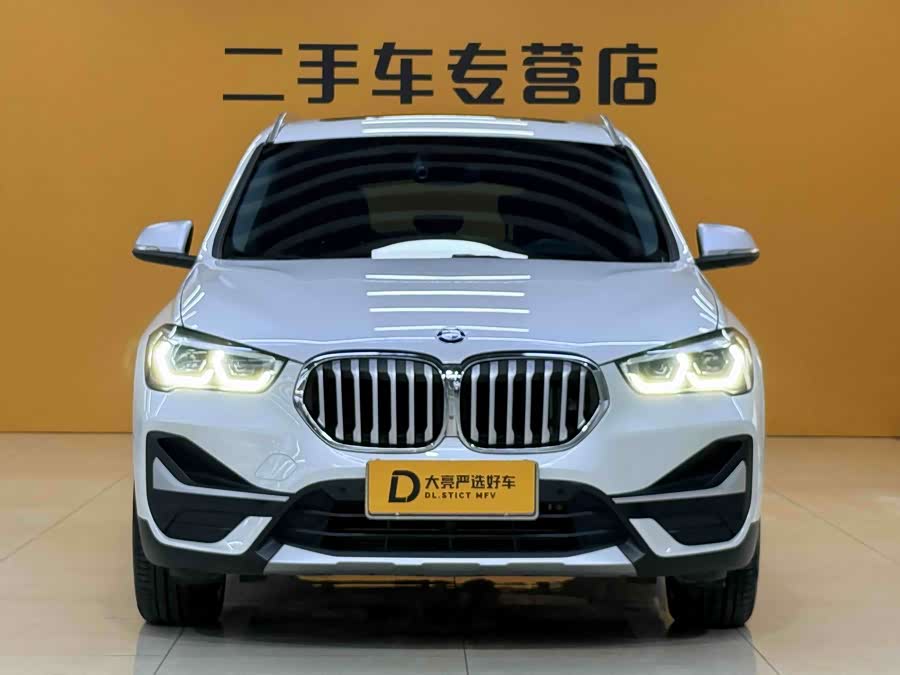 BMW X1 2022, фото 2
