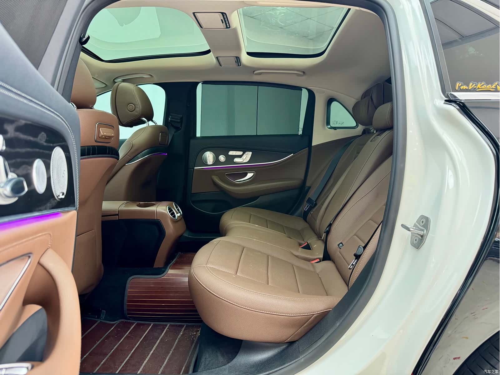 Mercedes-Benz E-Class, 2020 10