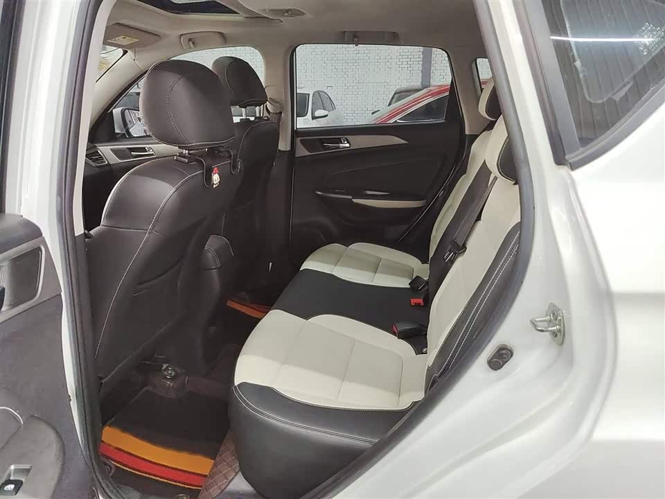 Changan CS35 Changan CS35