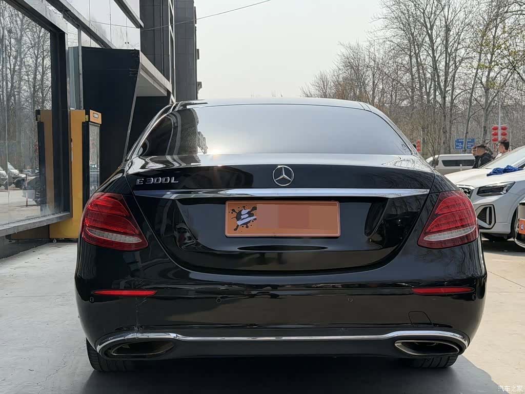 Mercedes-Benz E-Class, 2017 8