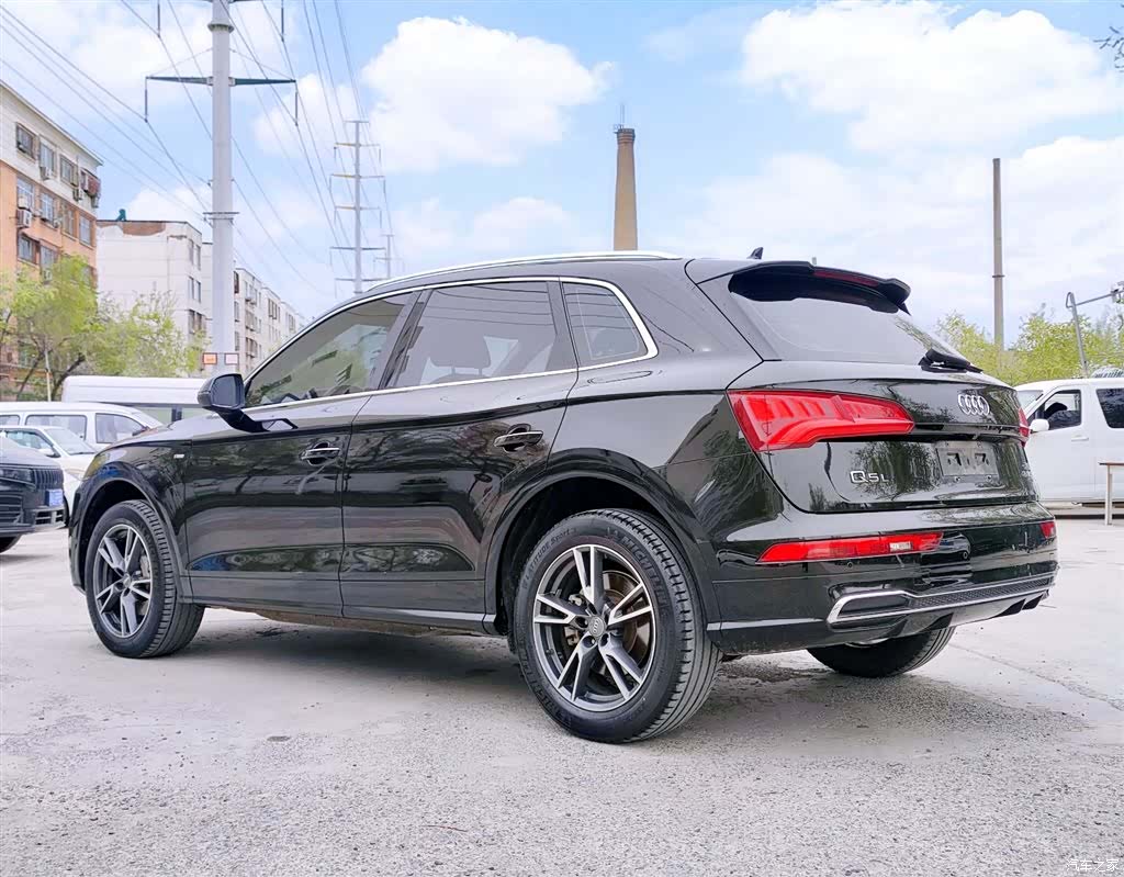 Audi Q5L, 2019 6