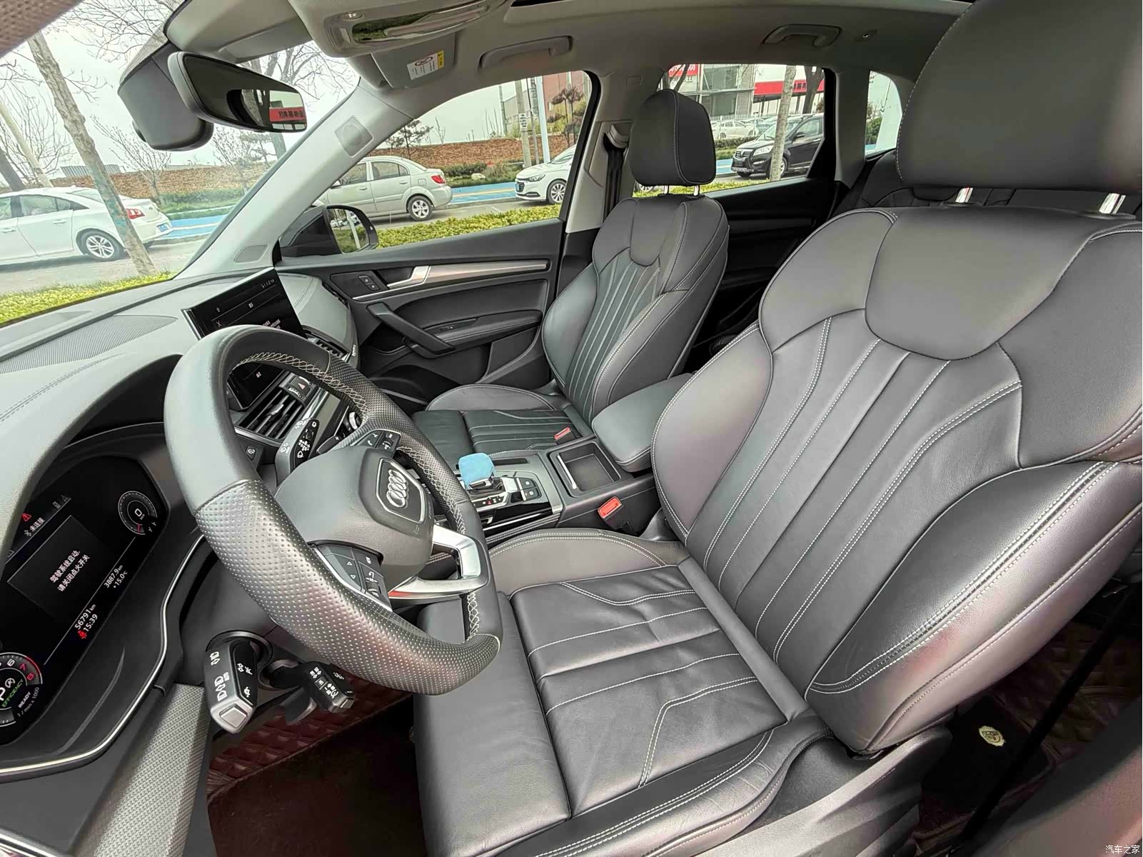 Audi Q5L, 2021 10