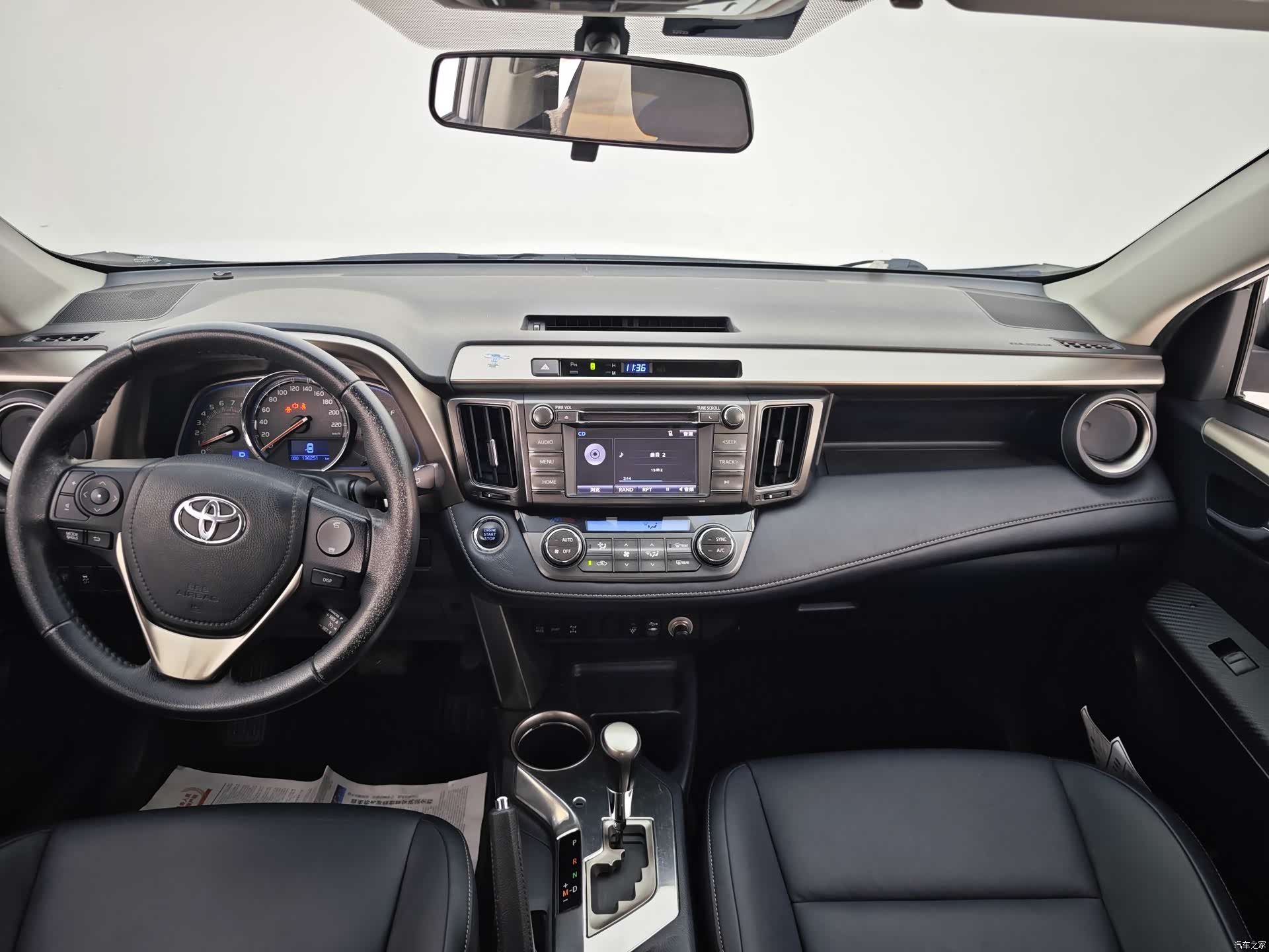 Toyota RAV4, 2014 17
