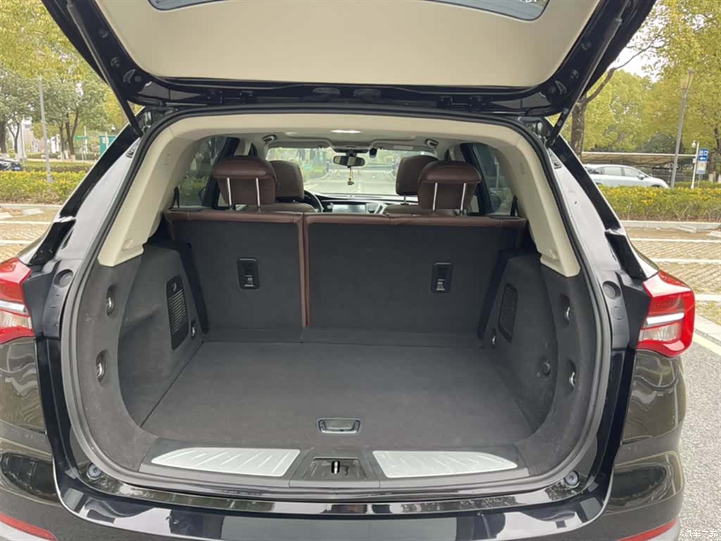Buick Envision Plus, 2021 9