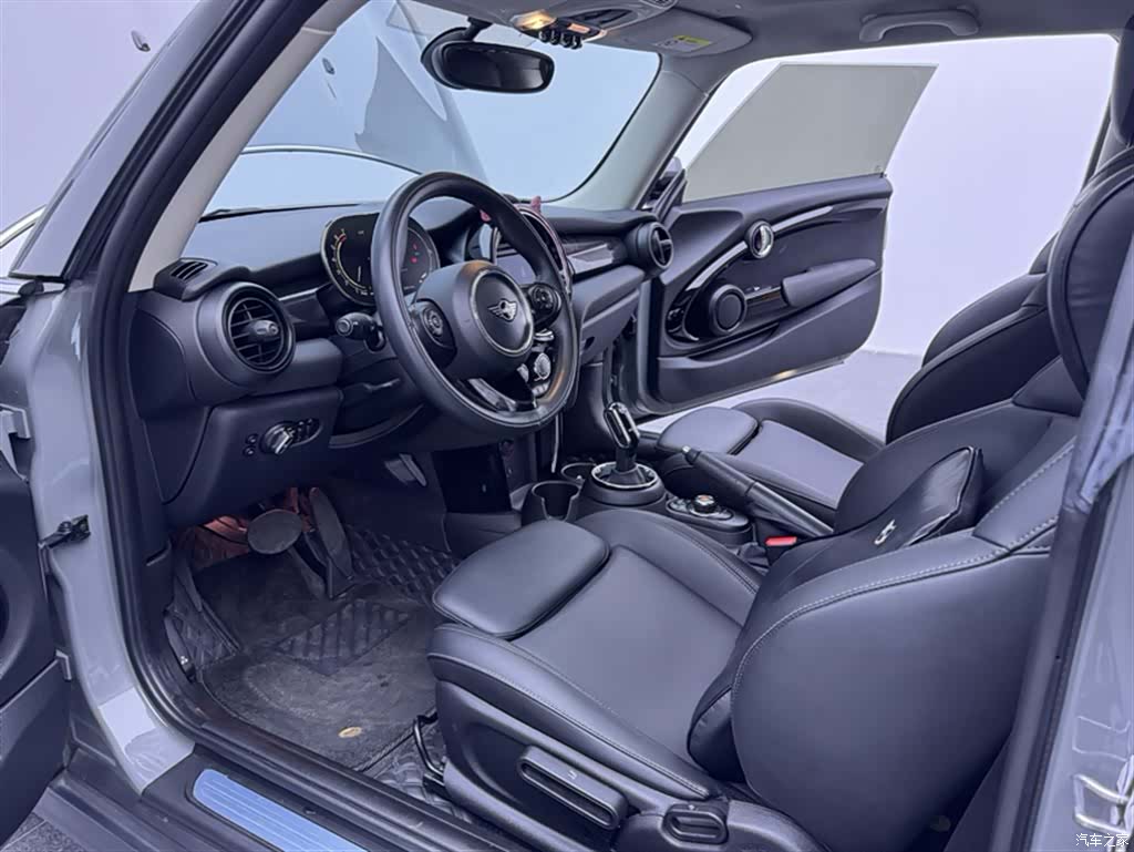 Mini Cooper, 2020 13
