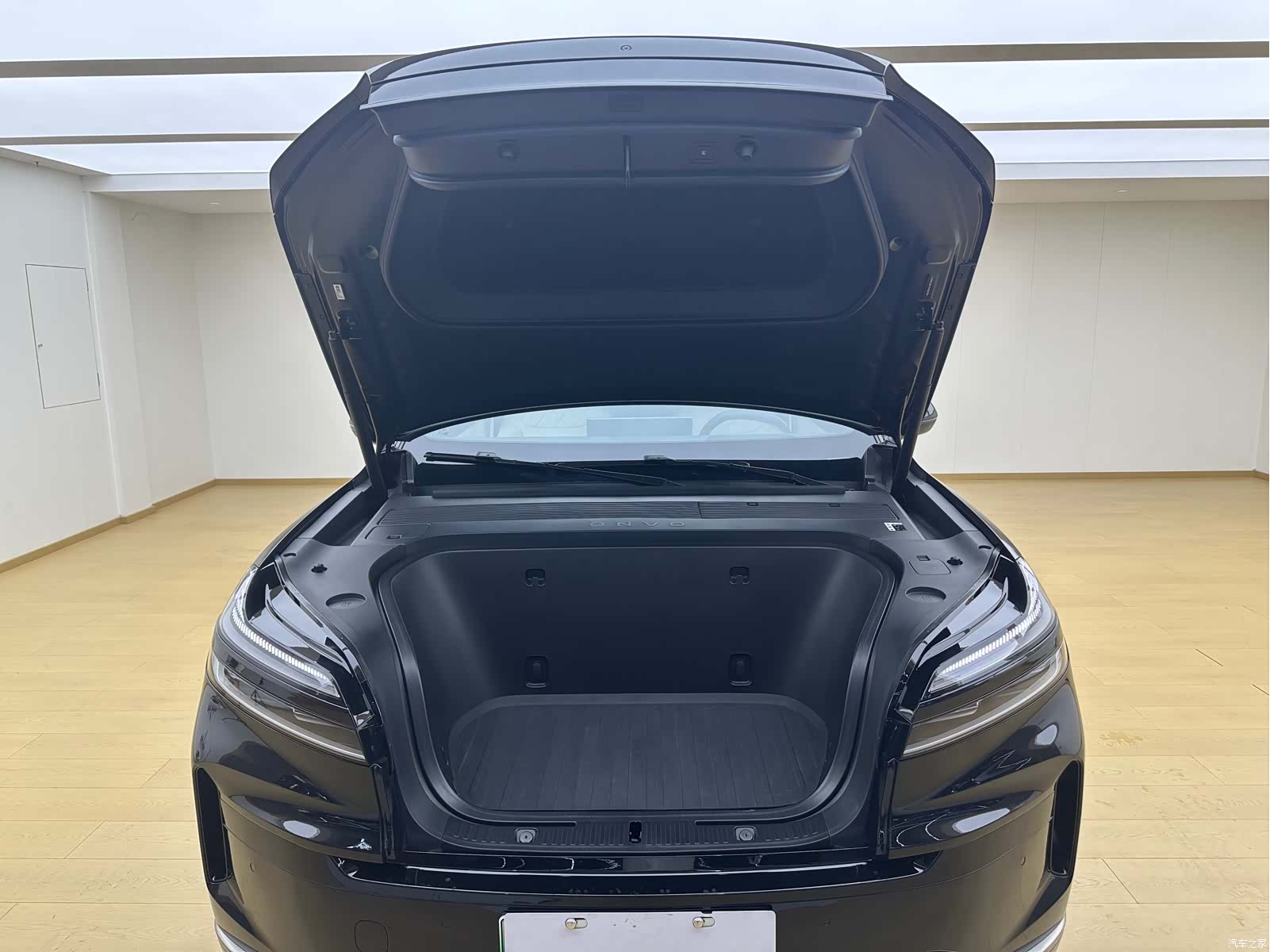 NIO L90, 2025 4