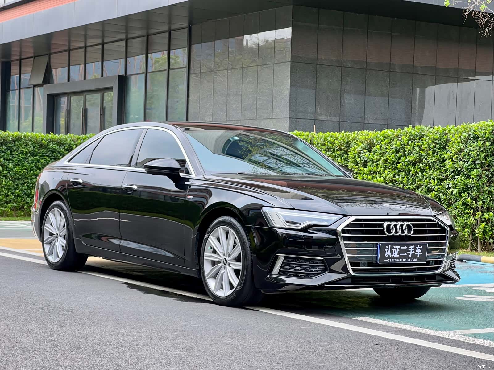 Audi A6L, 2021 3