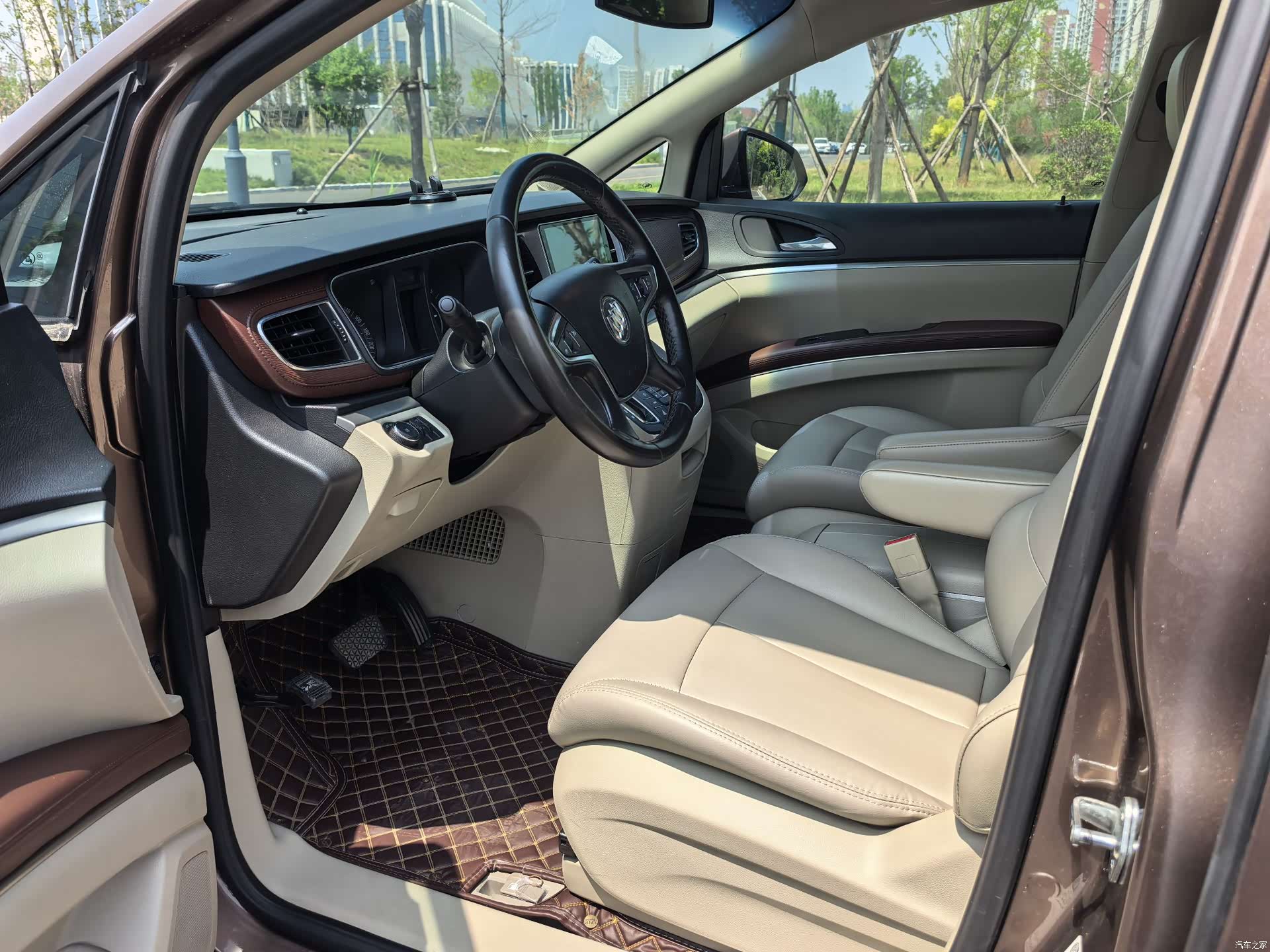 Buick GL8, 2019 6