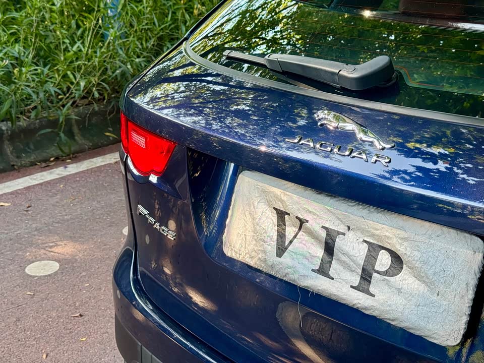 Jaguar F-PACE Jaguar F-PACE