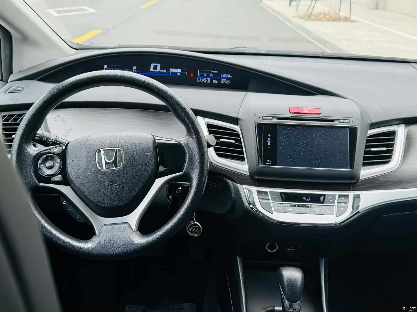 Honda Jade, 2015 все фото