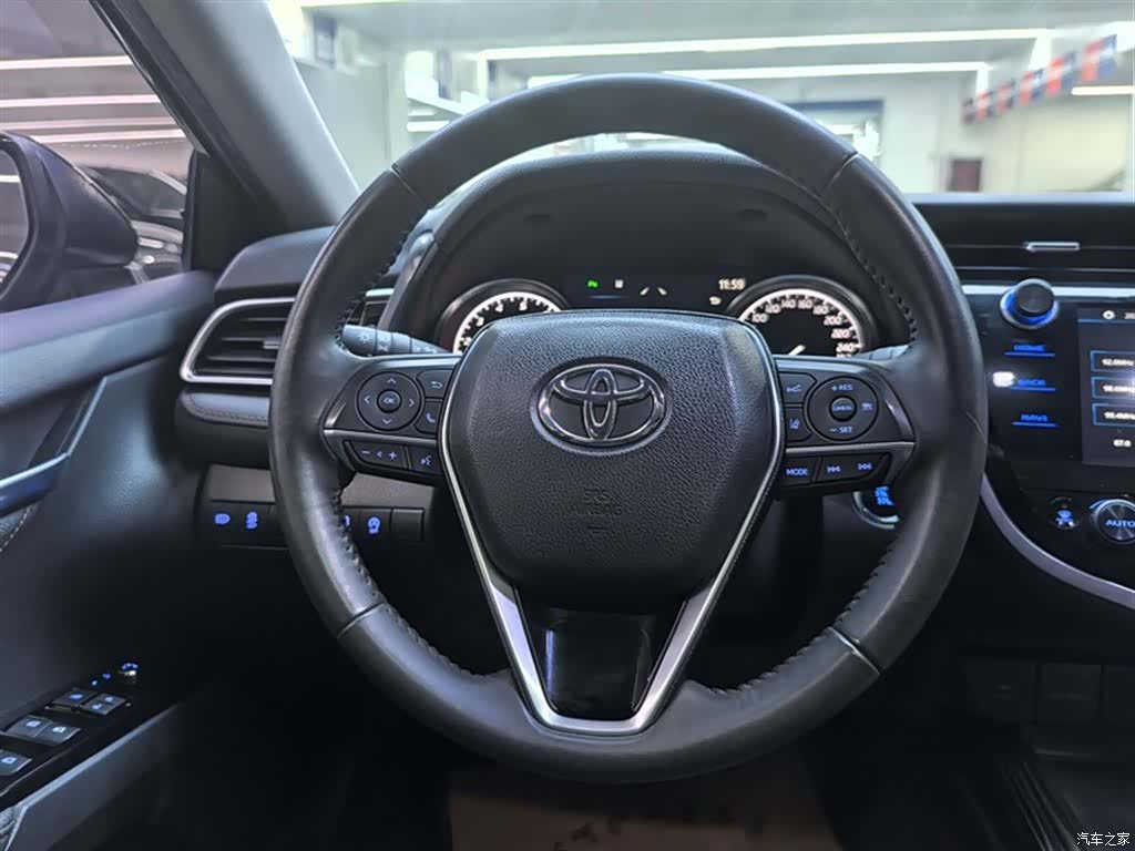 Toyota Camry, 2020 6
