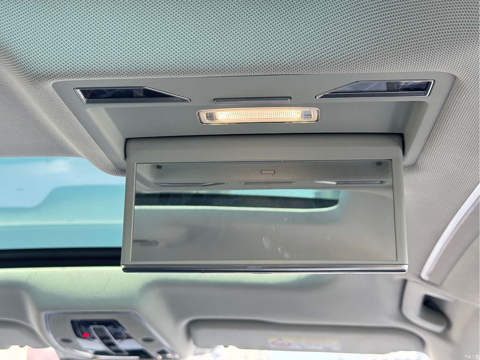 Audi A8L, 2019 21
