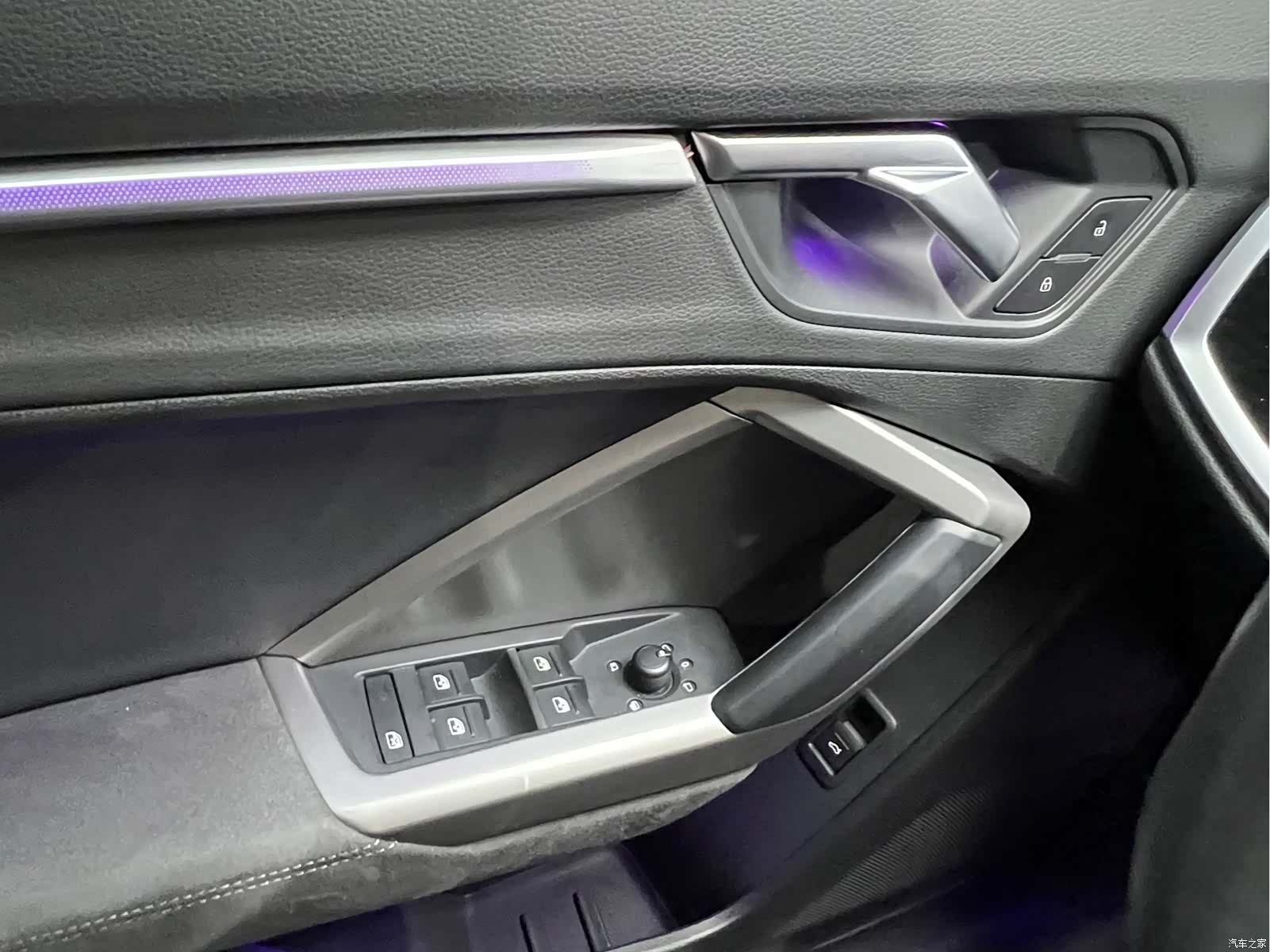 Audi Q3, 2023 14