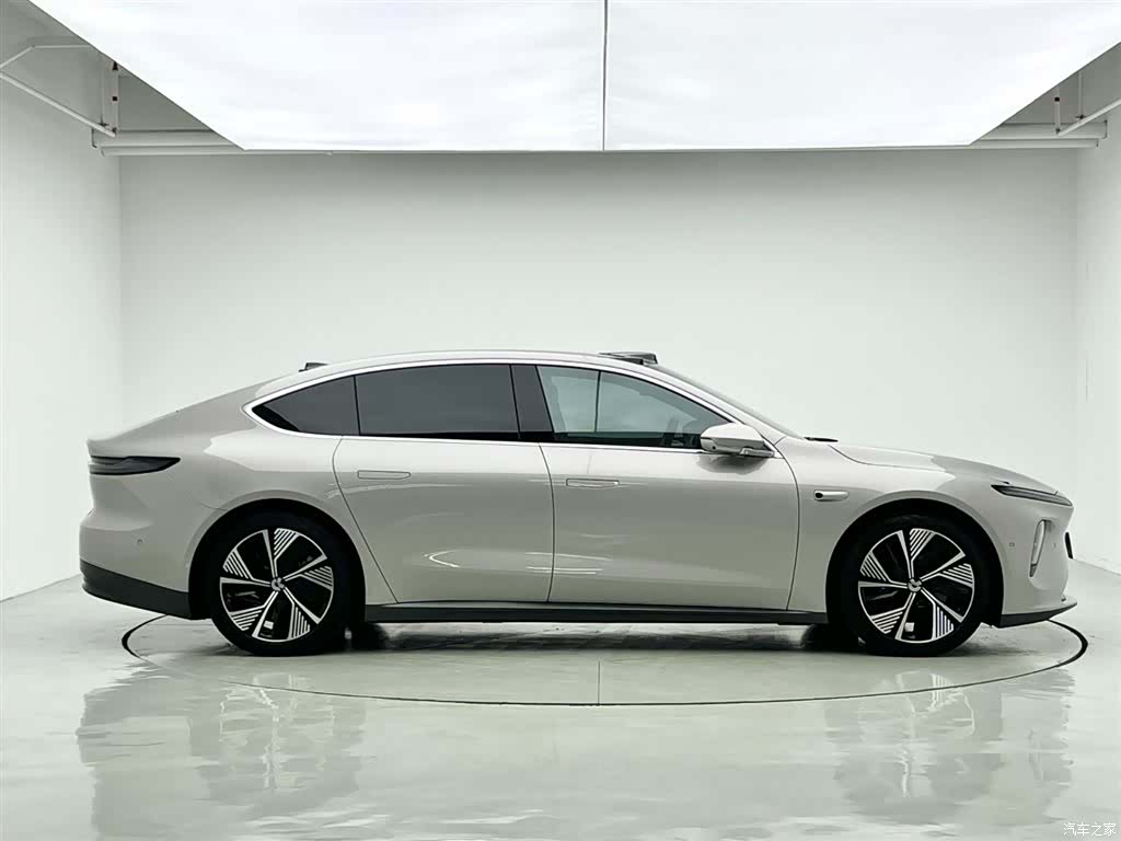NIO ET7, 2022 9