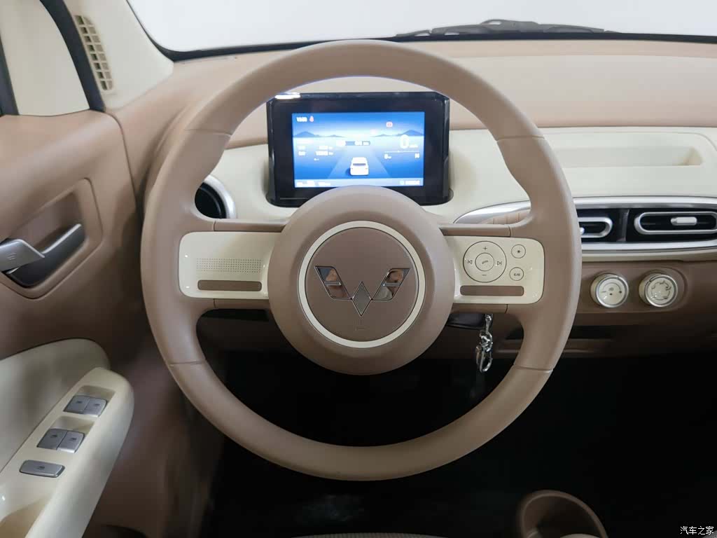 Wuling MINIEV, 2025 11