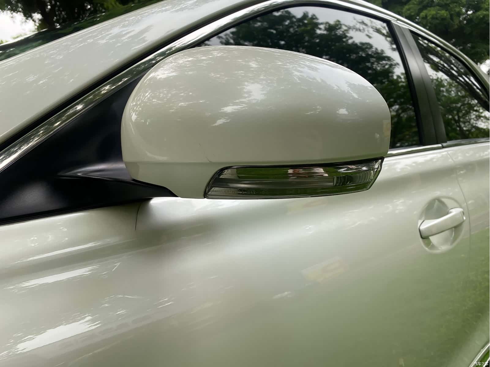 Toyota 2.5V, 2016 21