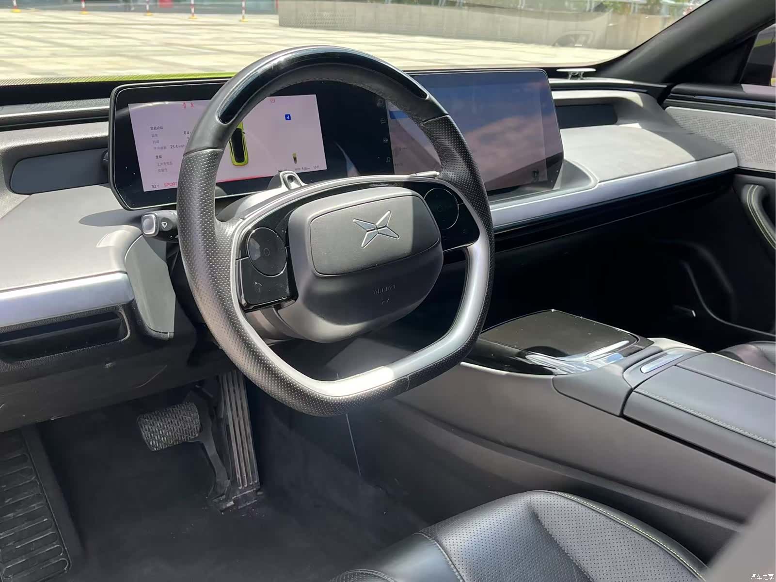 Xpeng P7, 2022 10