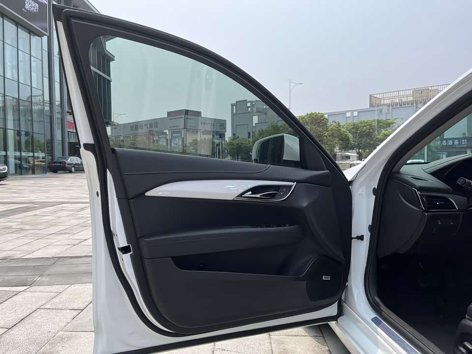 Cadillac ATS-L