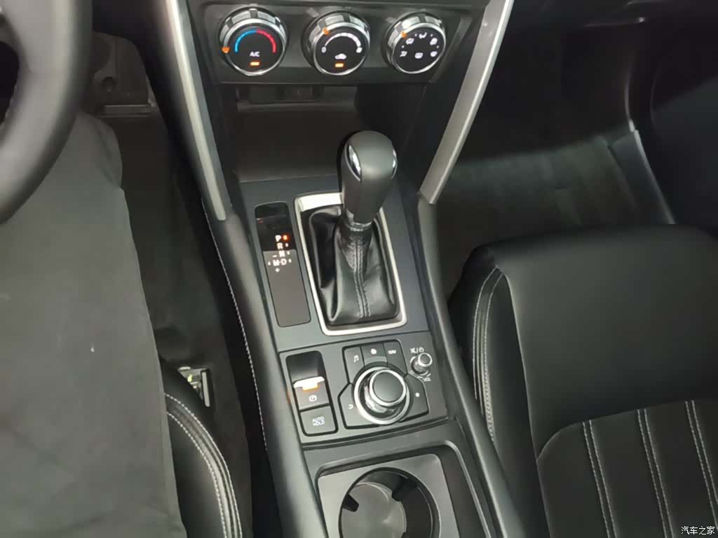 Mazda CX-4, 2018 14