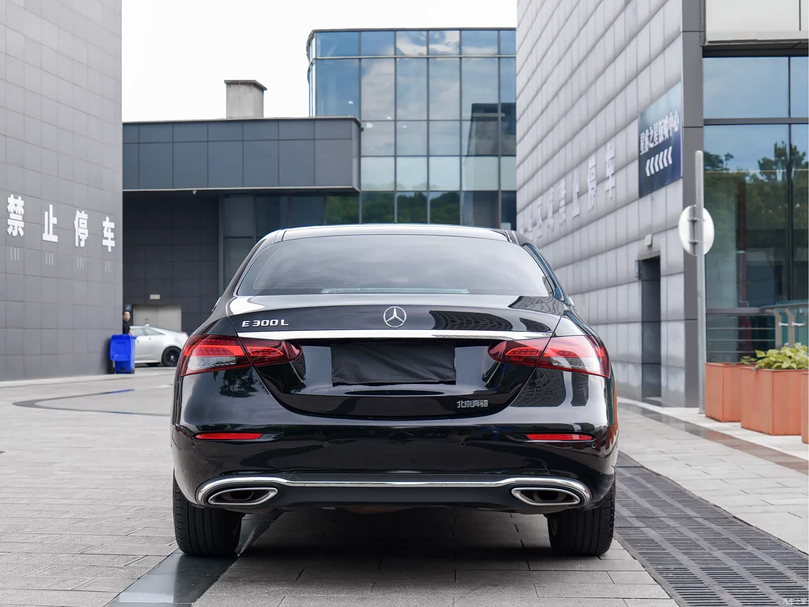 Mercedes-Benz E-Class, 2022 все фото