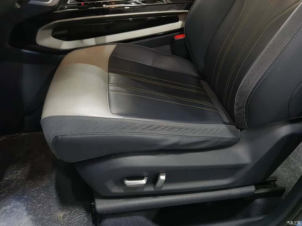 Wuling RM-5, 2020 20