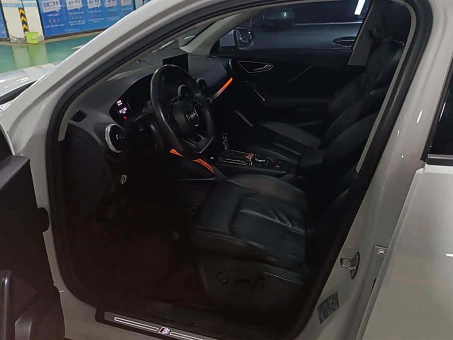 Audi Q2L Audi Q2L