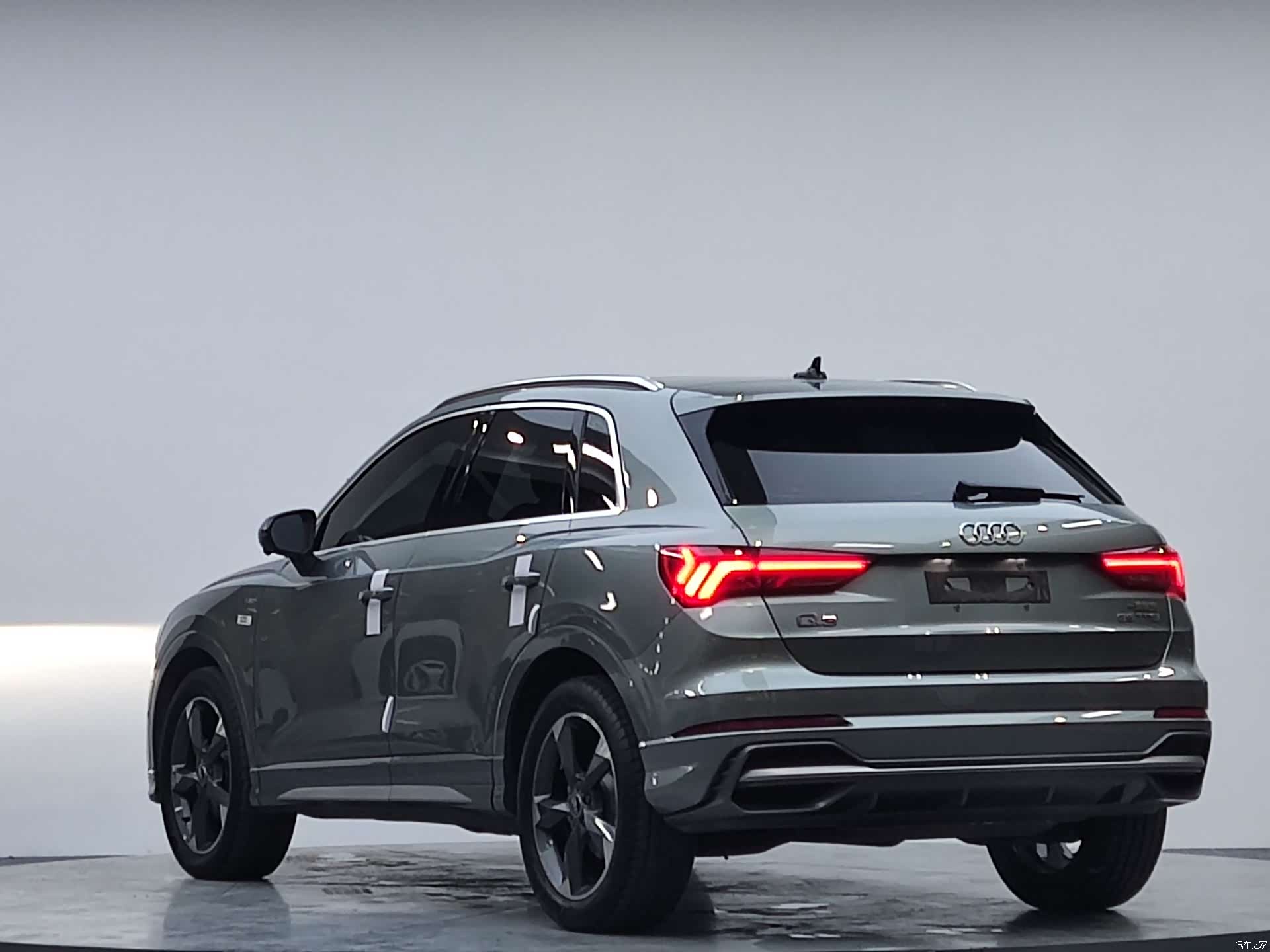 Audi Q3, 2022 6