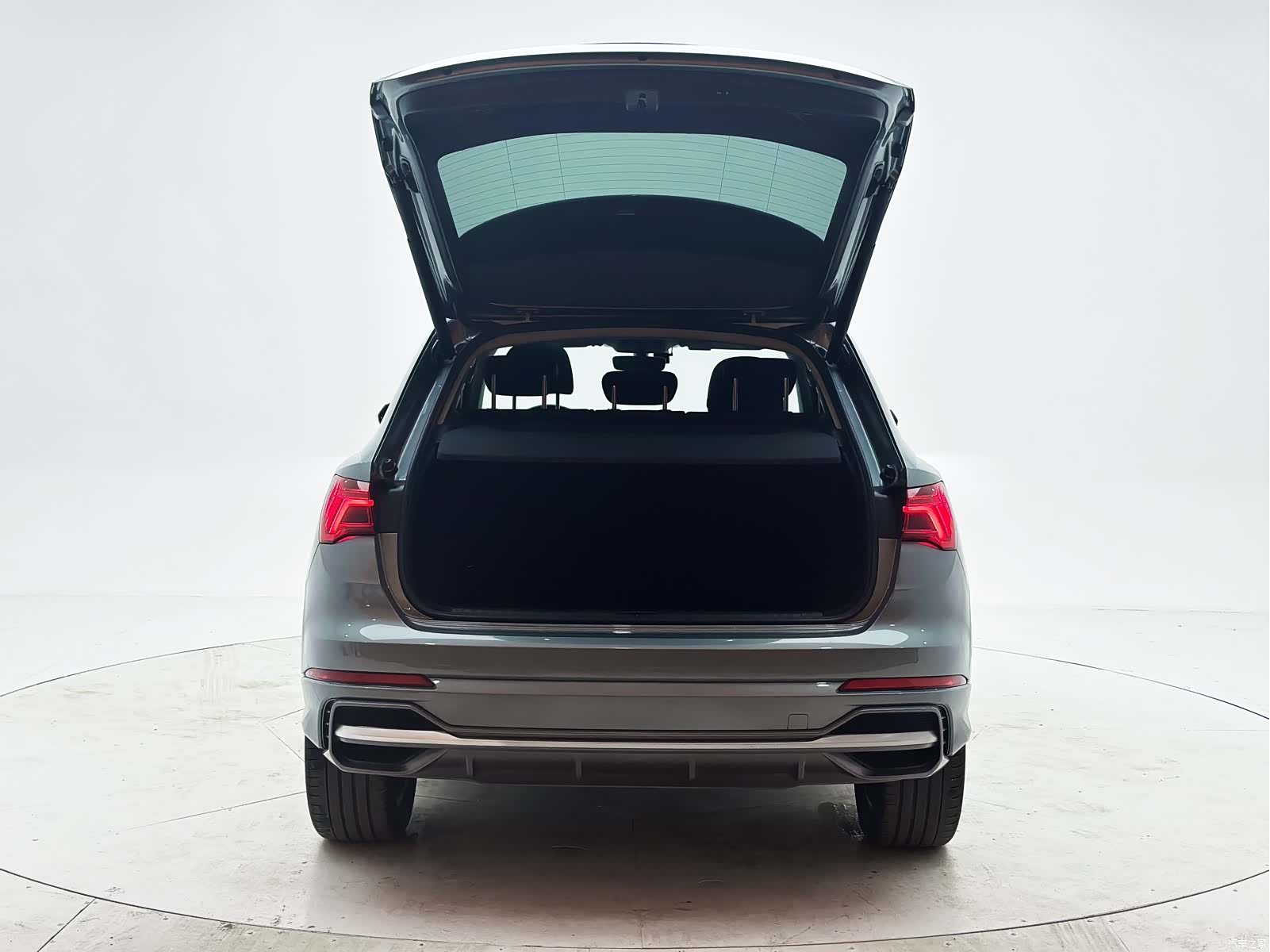 Audi Q3, 2021 все фото
