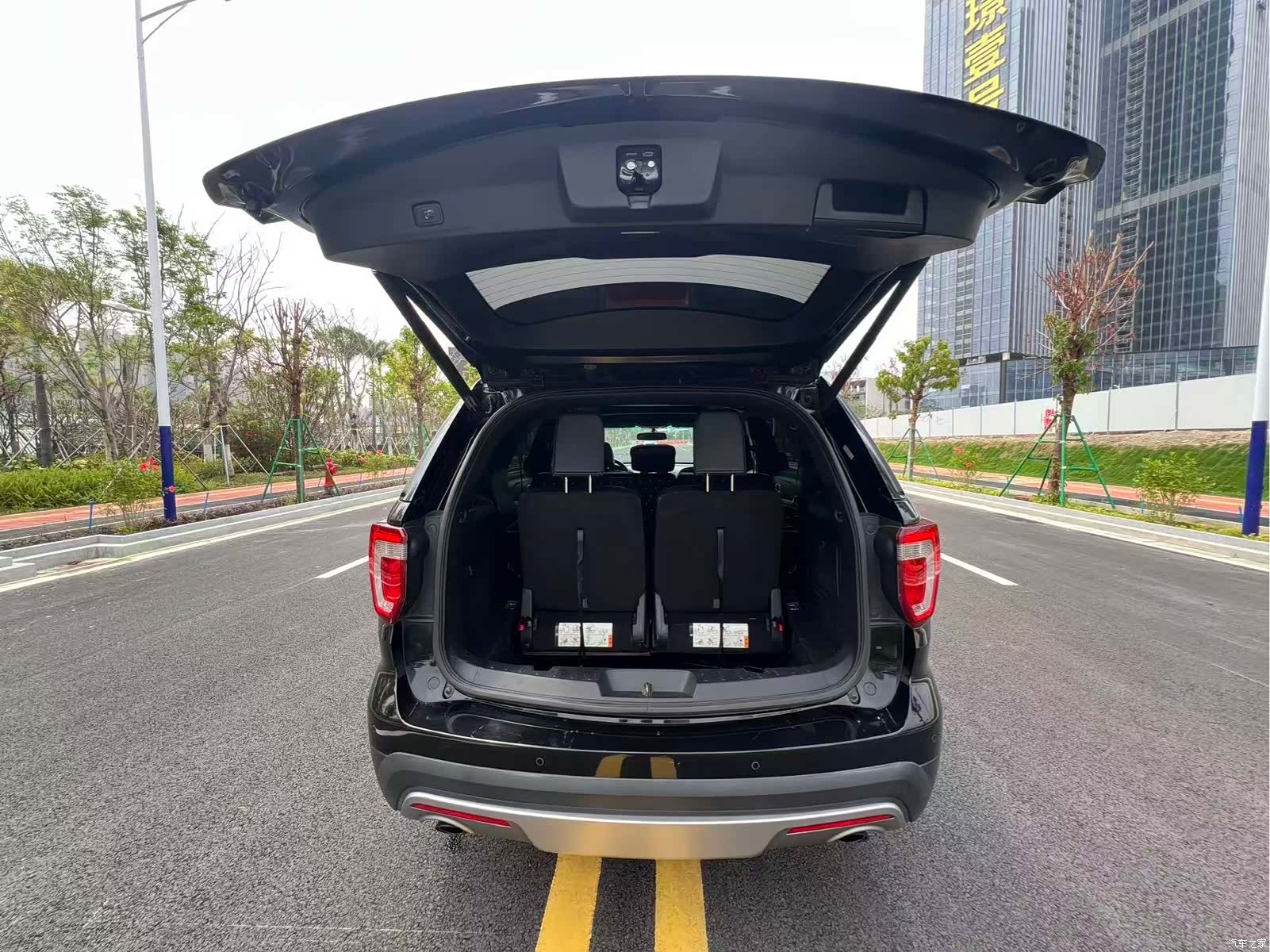 Ford Explorer, 2015 18