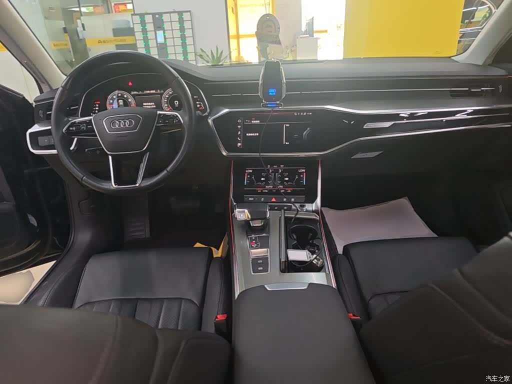 Audi A6L, 2022 10