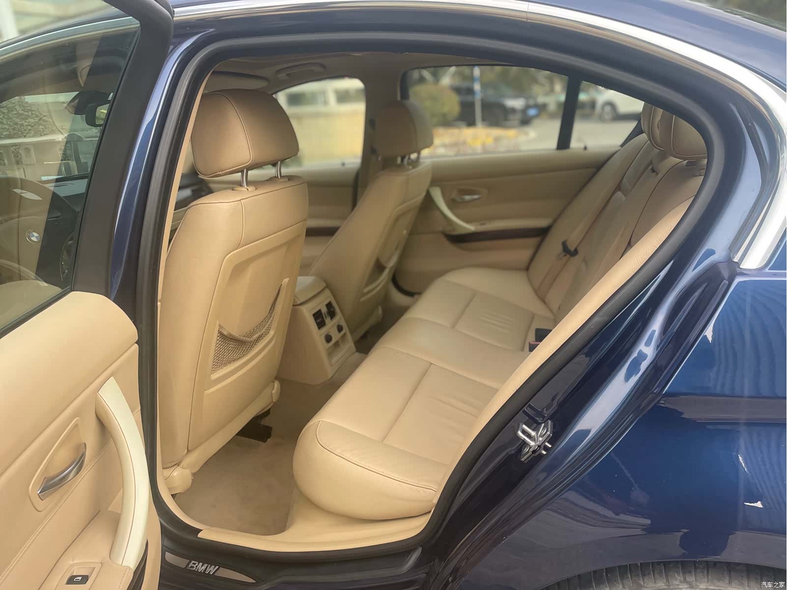 BMW 3 Series, 2010 7
