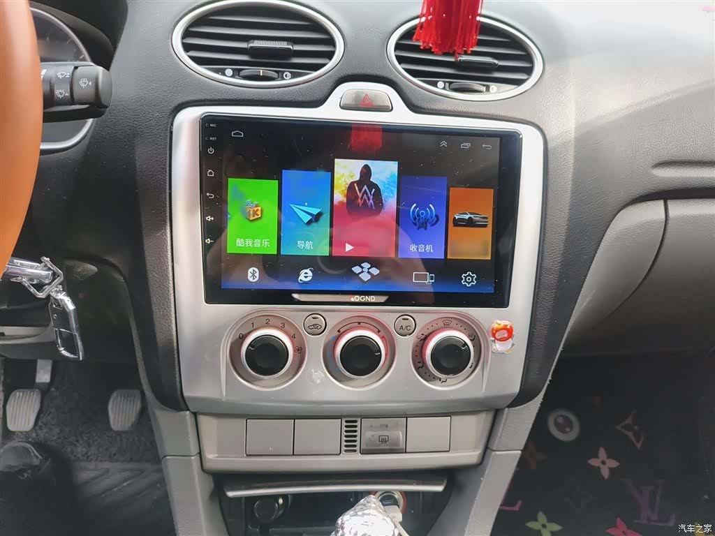 Ford Focus, 2014 6