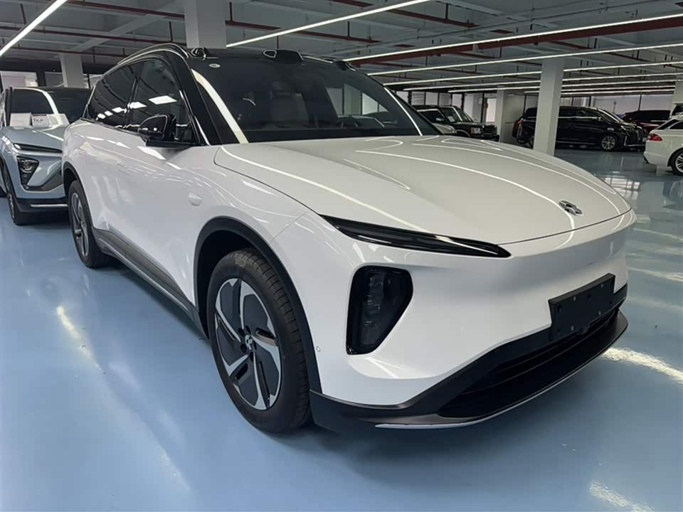 NIO ES6