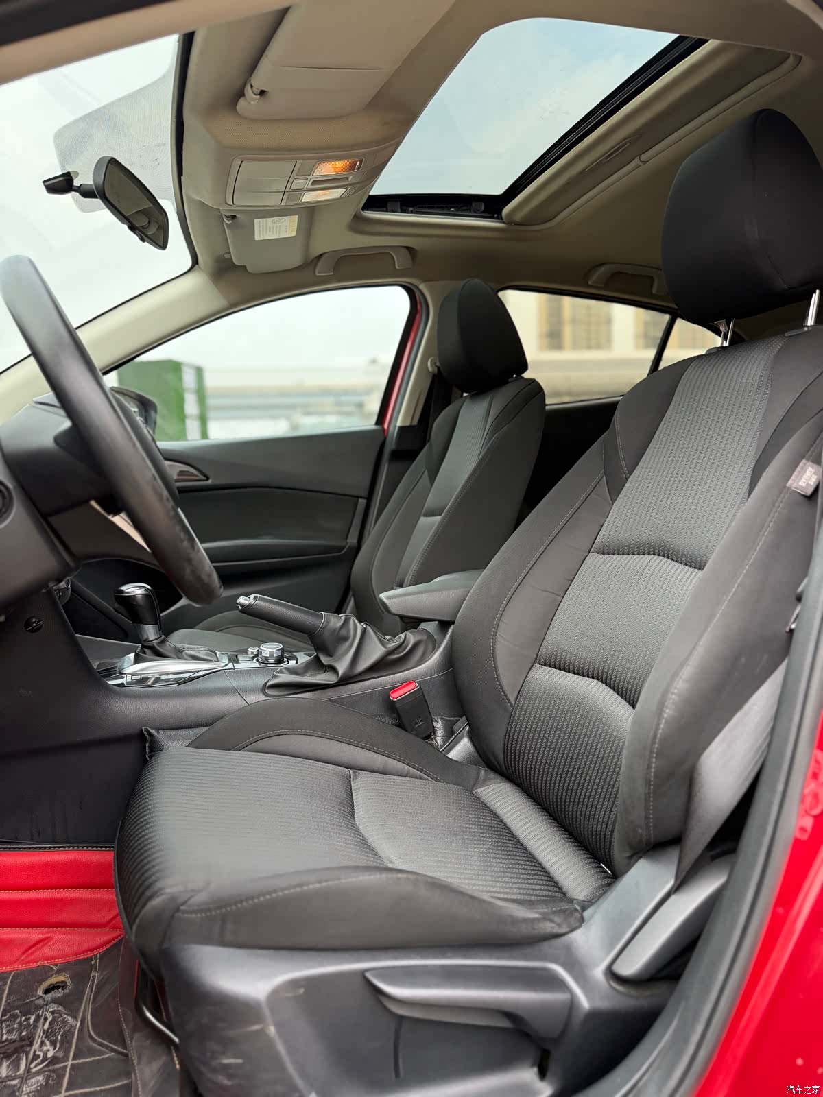 Mazda Mazda3, 2014 15