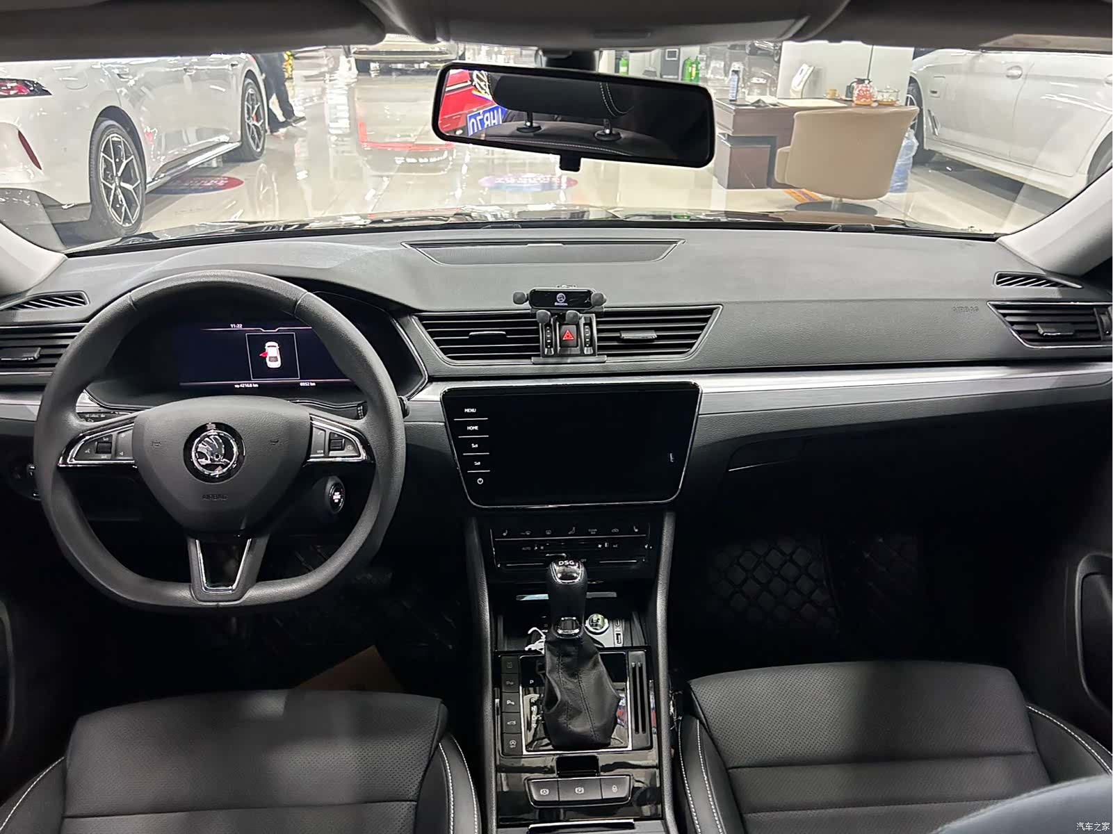 Skoda Superb, 2024 все фото