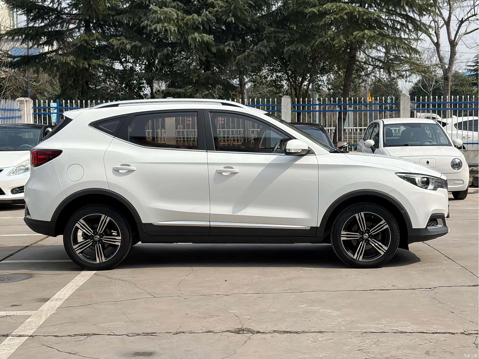 MG ZS, 2018 16
