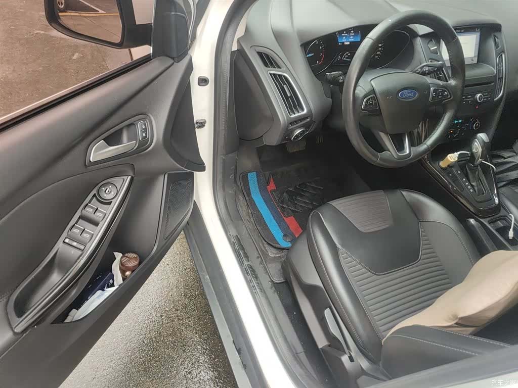 Ford Focus, 2018 17