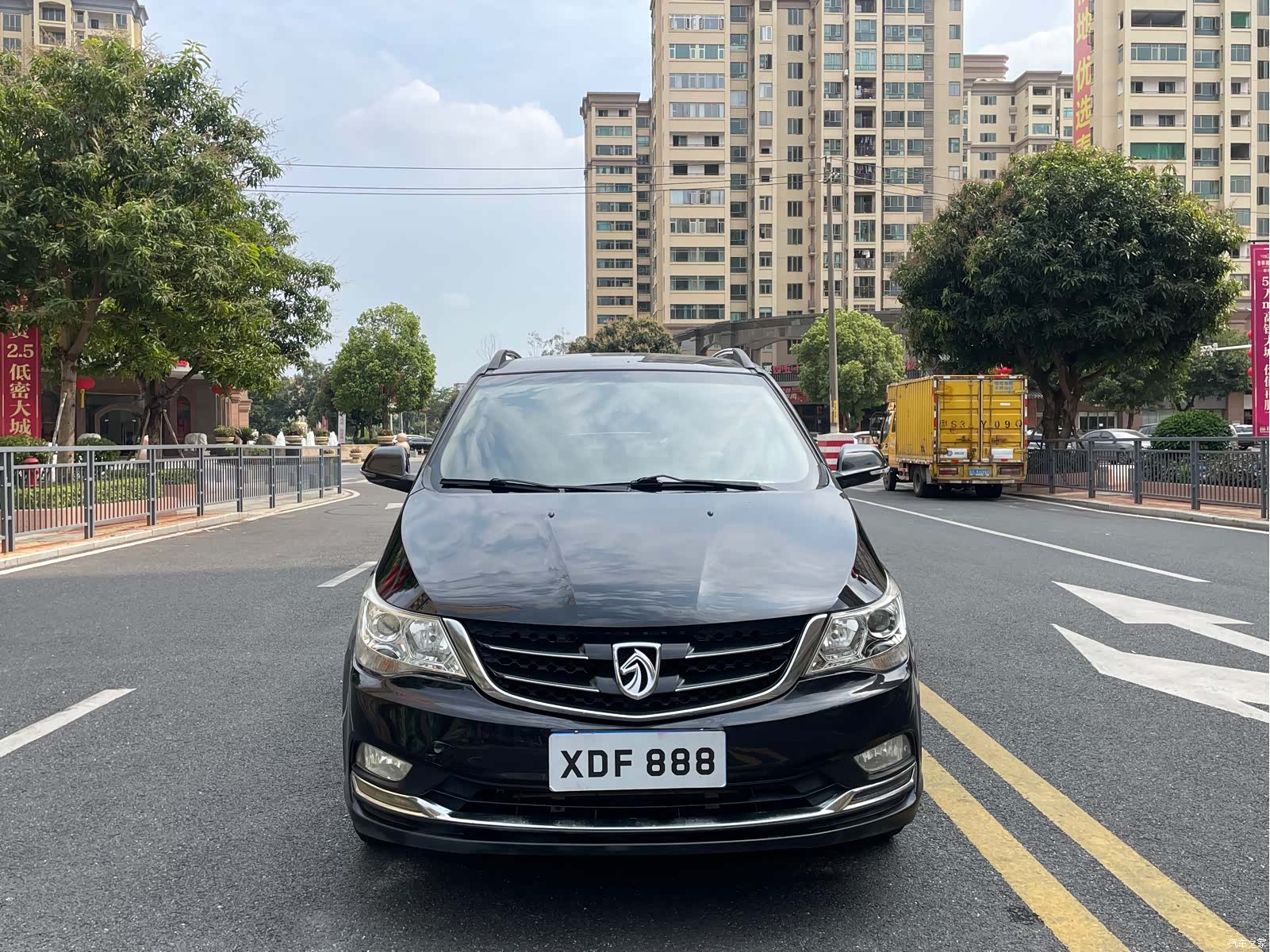 Wuling 730, 2017 3
