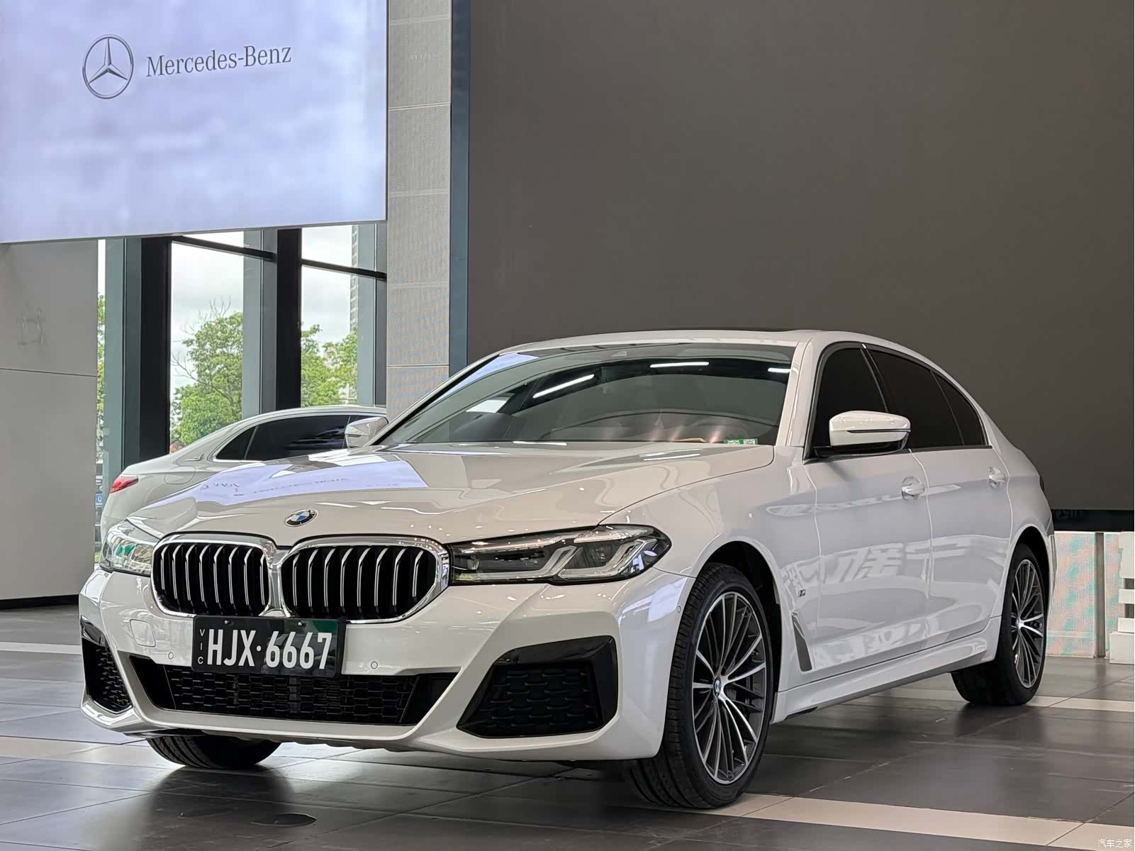 BMW 5 Series, 2021 1