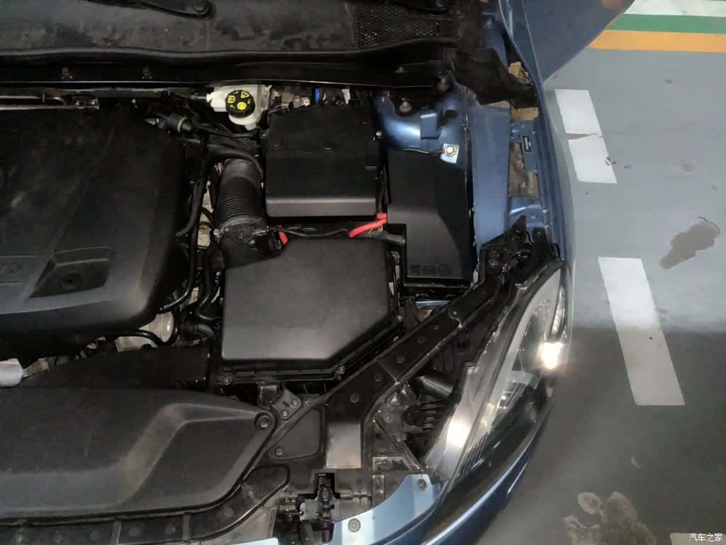 Volvo V40, 2016 24