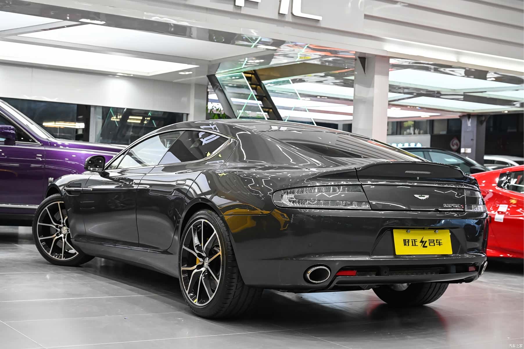 Aston Martin Rapide, 2014 6