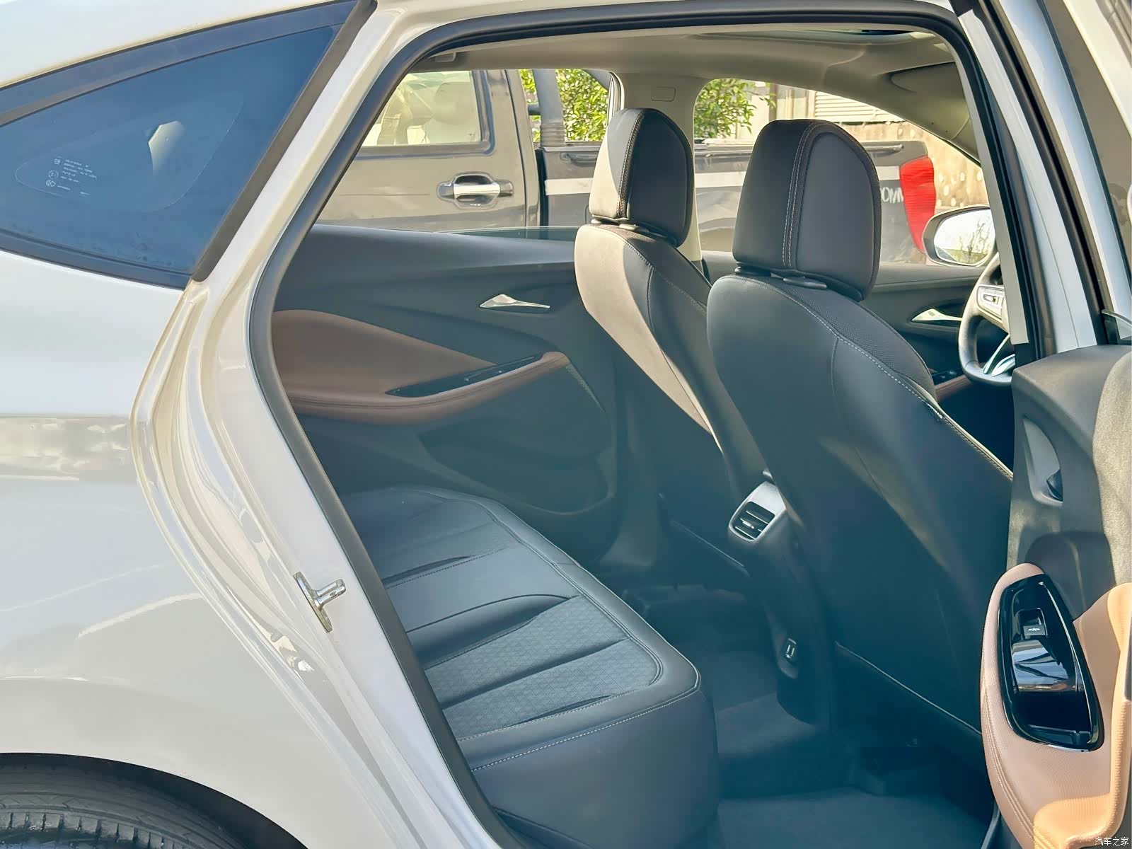 Buick Verano, 2022 8